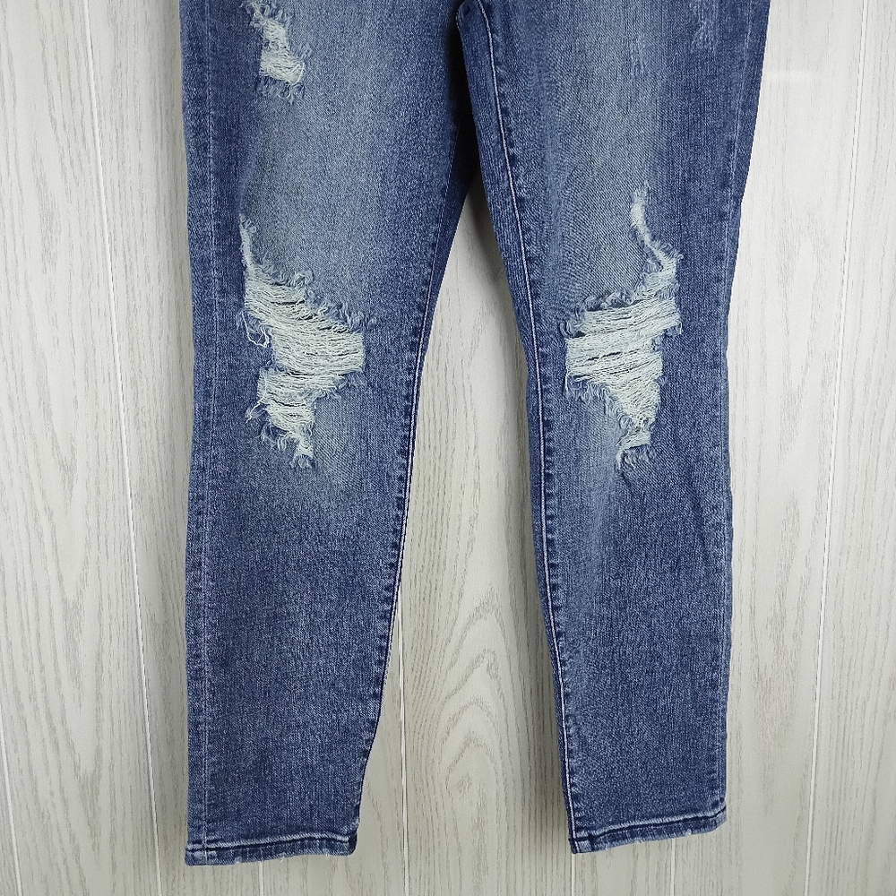JUDY BLUE Jeans Women's Size 11/30 High-Rise Boyfriend Fit Distressed Stretch. - Picture 3 of 16